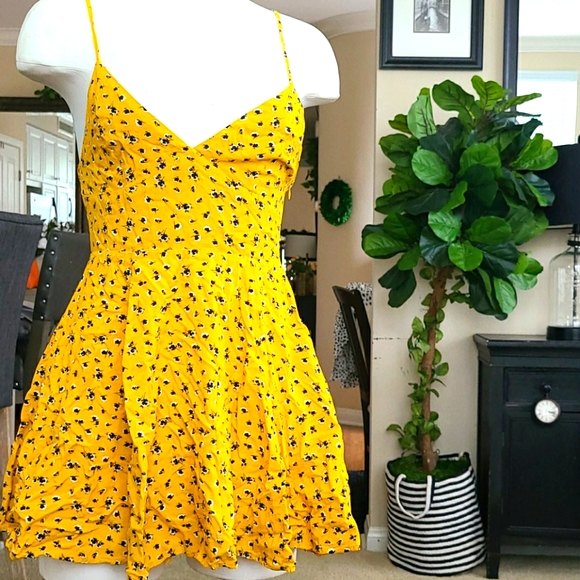 yellow dress semi formal Light Yellow Satin Strapless Homecoming Dresses with Pockets main image 1
